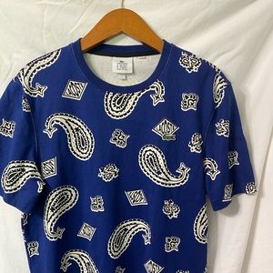 Lacoste men’s large paisley tshirt